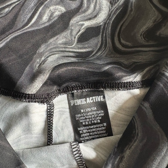 VS PINK Marble Biker Short - Picture 2 of 3